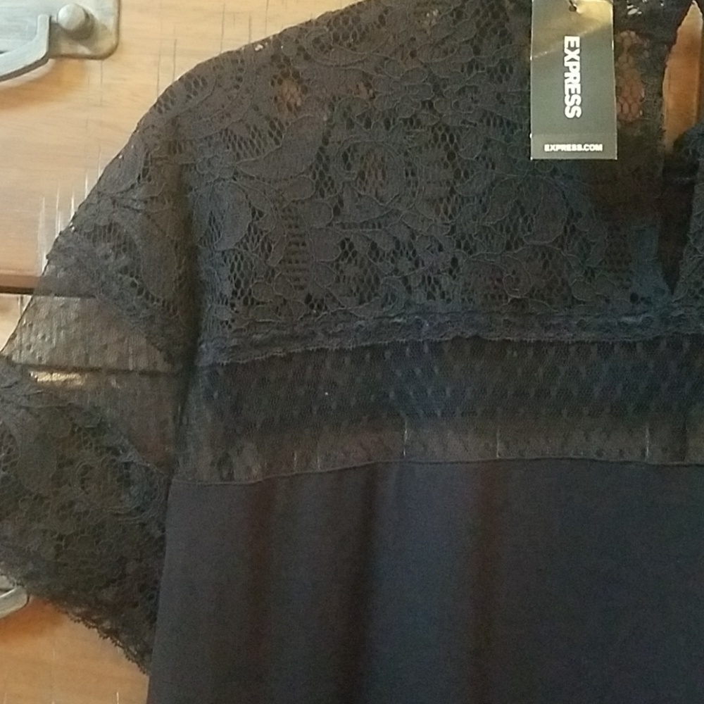 Express Top - Picture 5 of 6